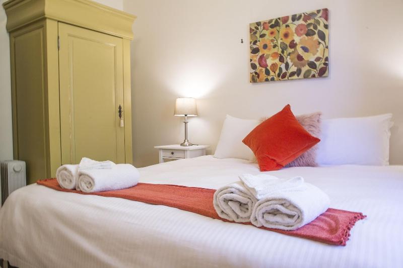 Mataro Cottage image