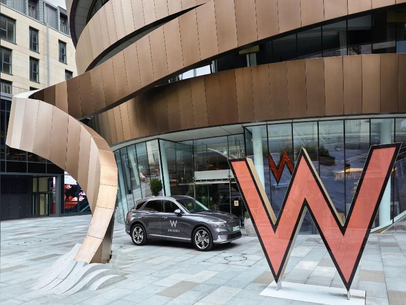 W Edinburgh image