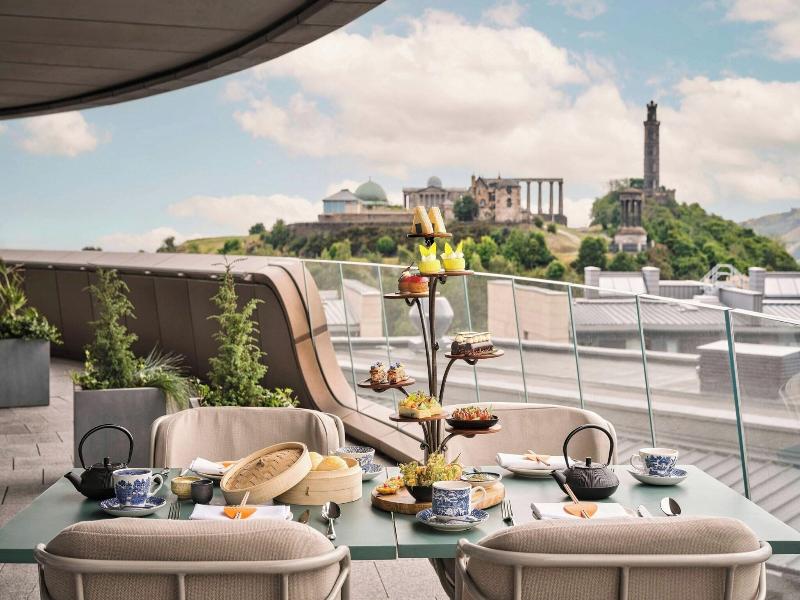 W Edinburgh image