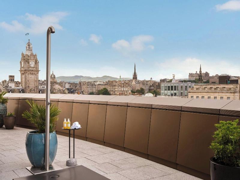 W Edinburgh image
