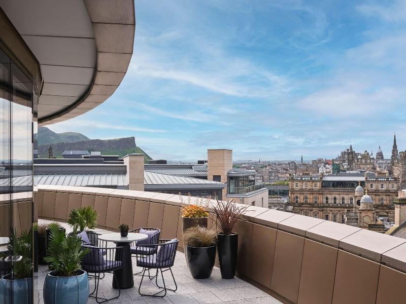 W Edinburgh image
