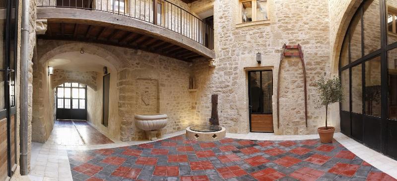 La Maison Des Seigneurs image