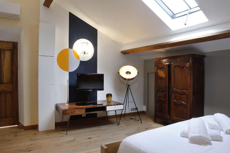 La Maison Des Seigneurs image