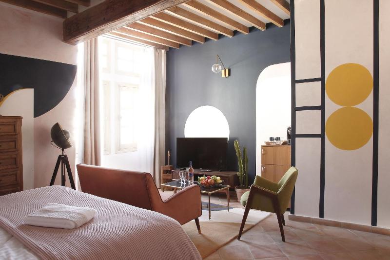 La Maison Des Seigneurs image