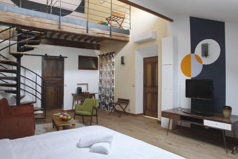 La Maison Des Seigneurs image