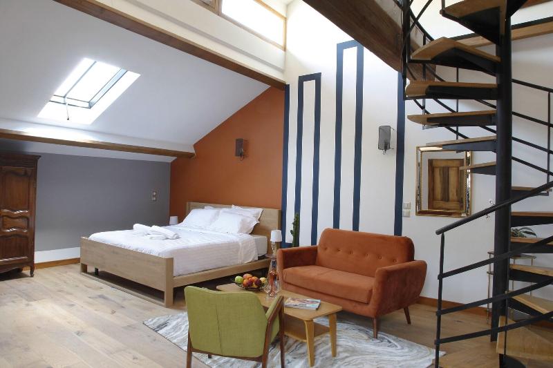 La Maison Des Seigneurs image