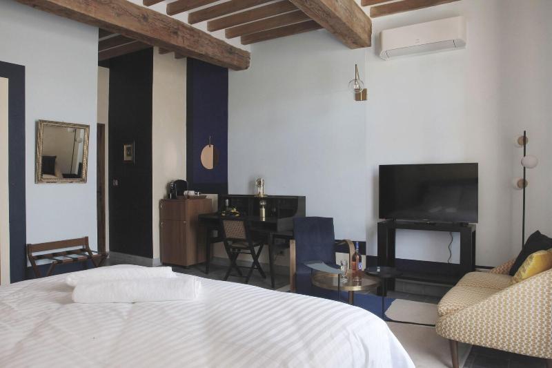 La Maison Des Seigneurs image