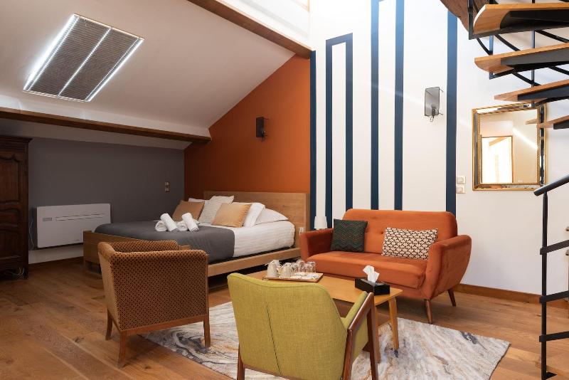 La Maison Des Seigneurs image