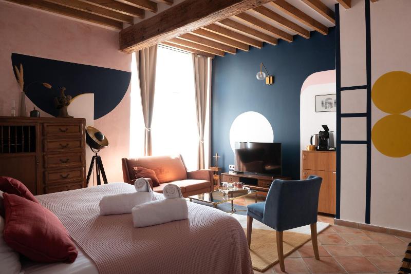 La Maison Des Seigneurs image
