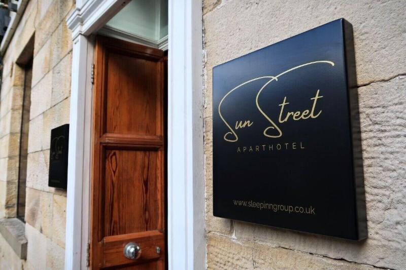 Sun Street Aparthotel image