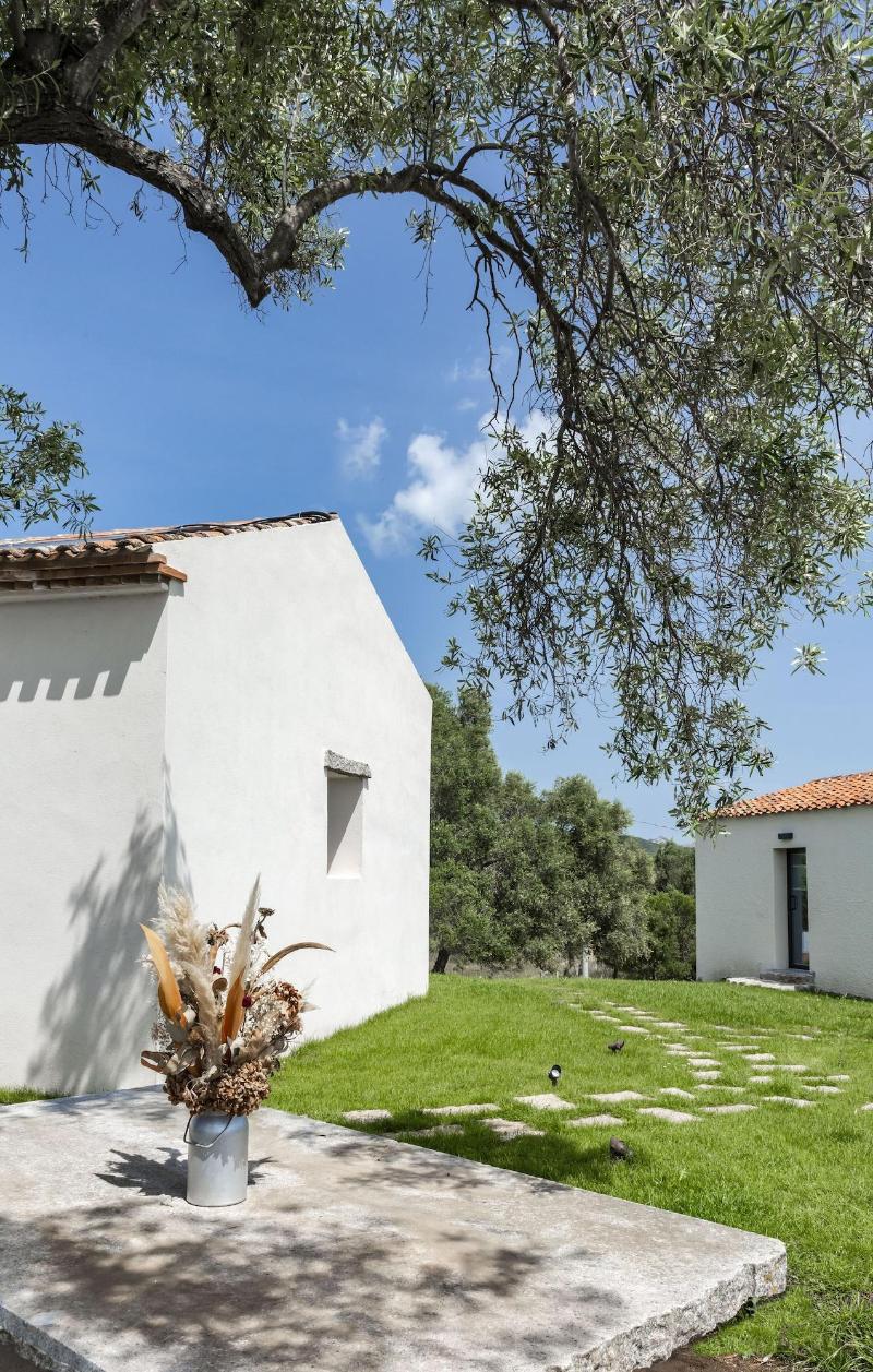 Uddastri Retreat image