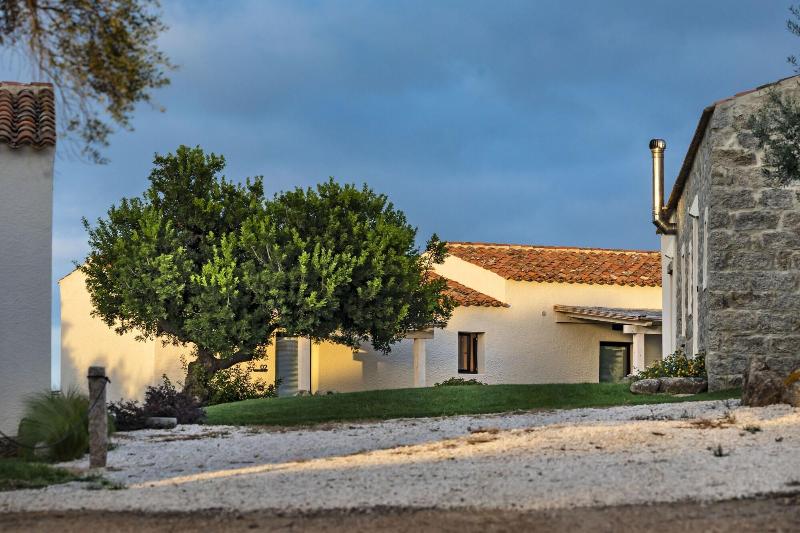 Uddastri Retreat image