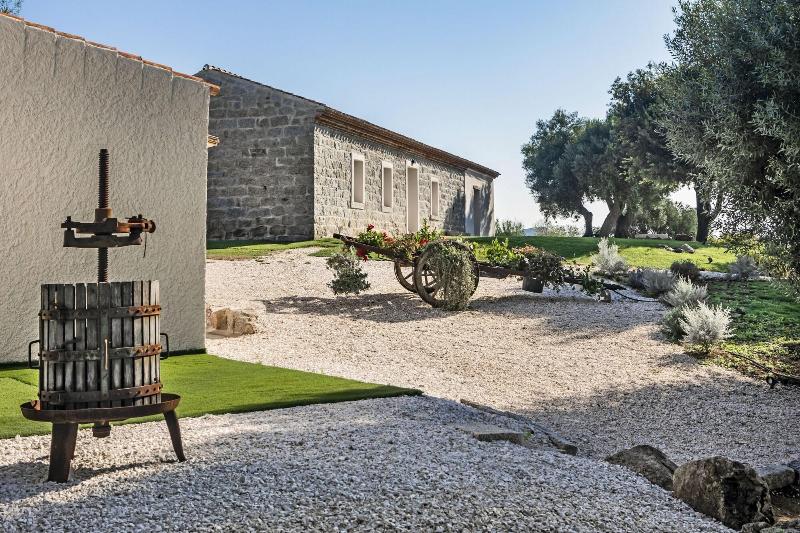 Uddastri Retreat image