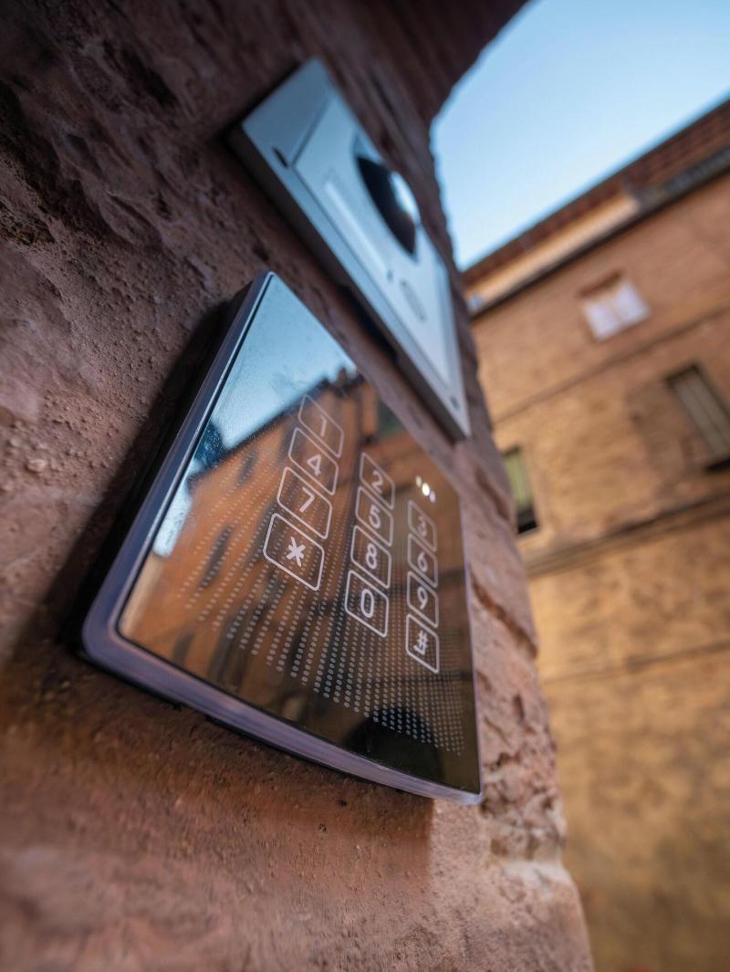 Torre Del Fuggisole image