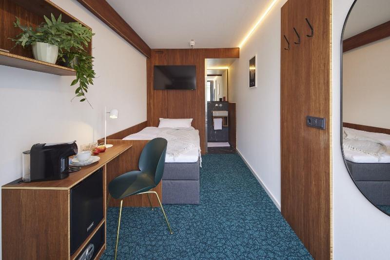 Tin Inn Montabaur image