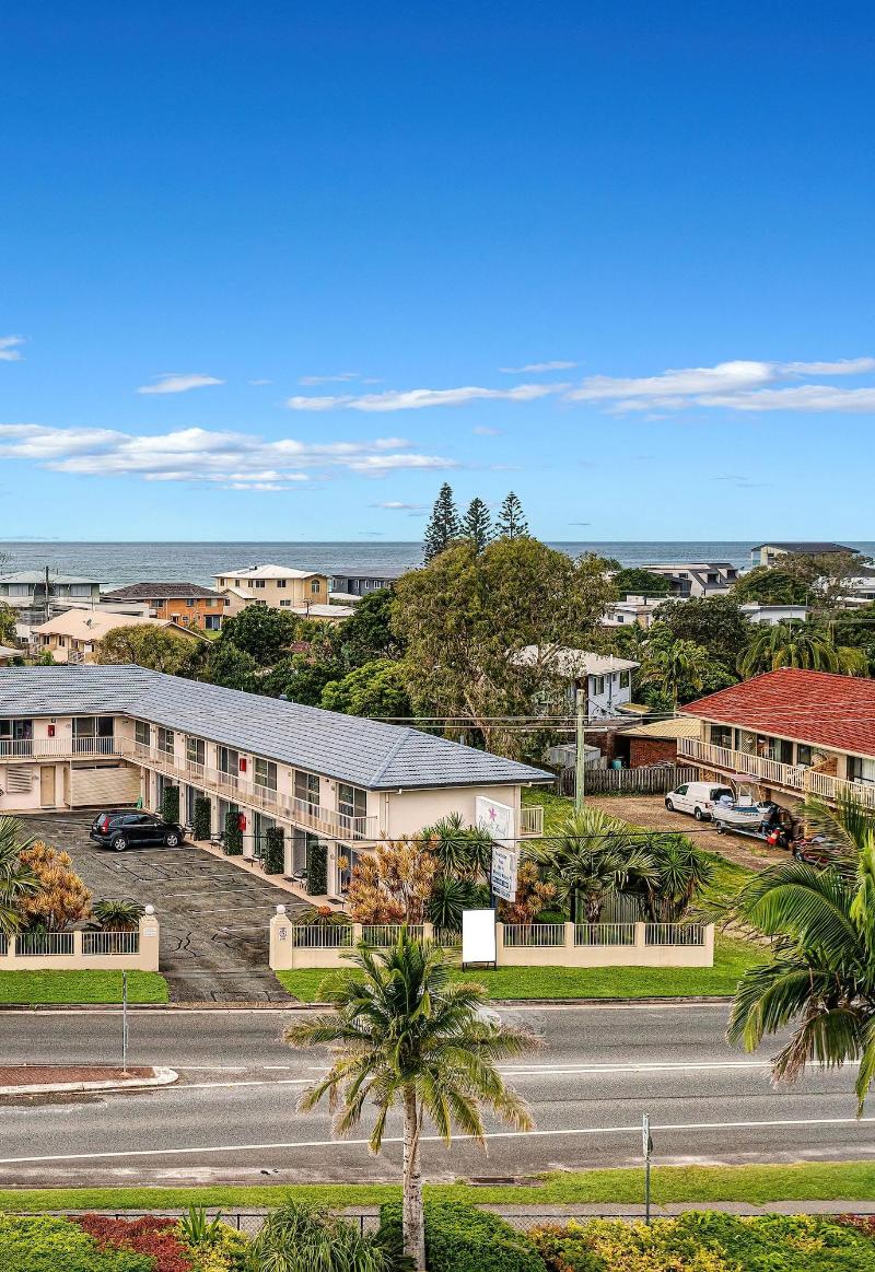 Pottsville Beach Motel image