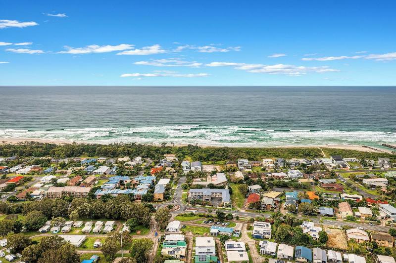 Pottsville Beach Motel image