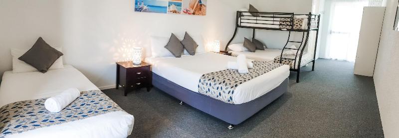 Pottsville Beach Motel image