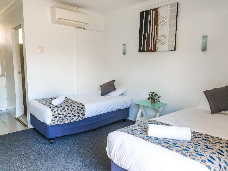 Pottsville Beach Motel image