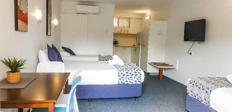 Pottsville Beach Motel image