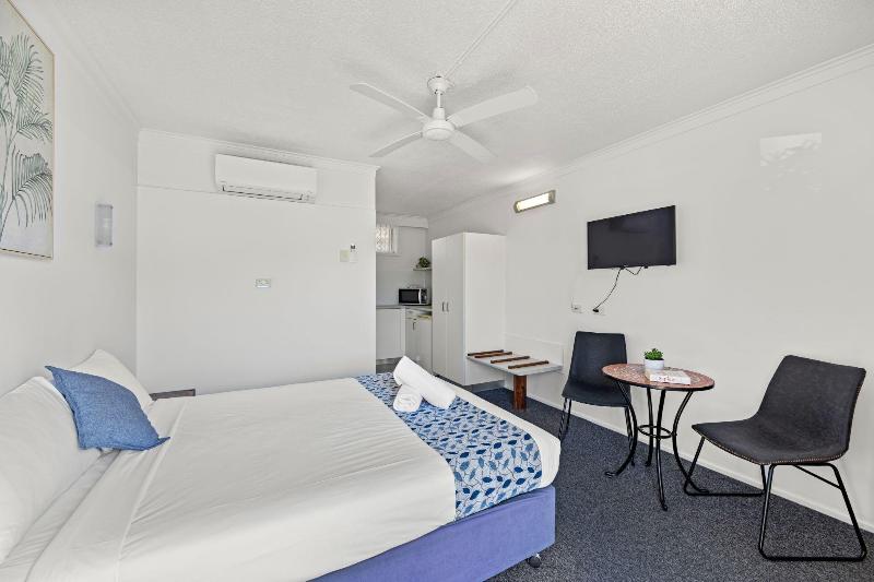 Pottsville Beach Motel image