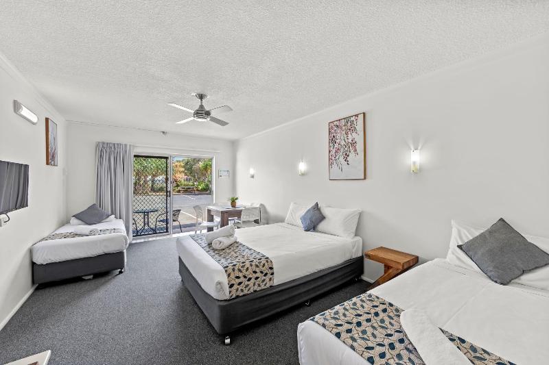 Pottsville Beach Motel image