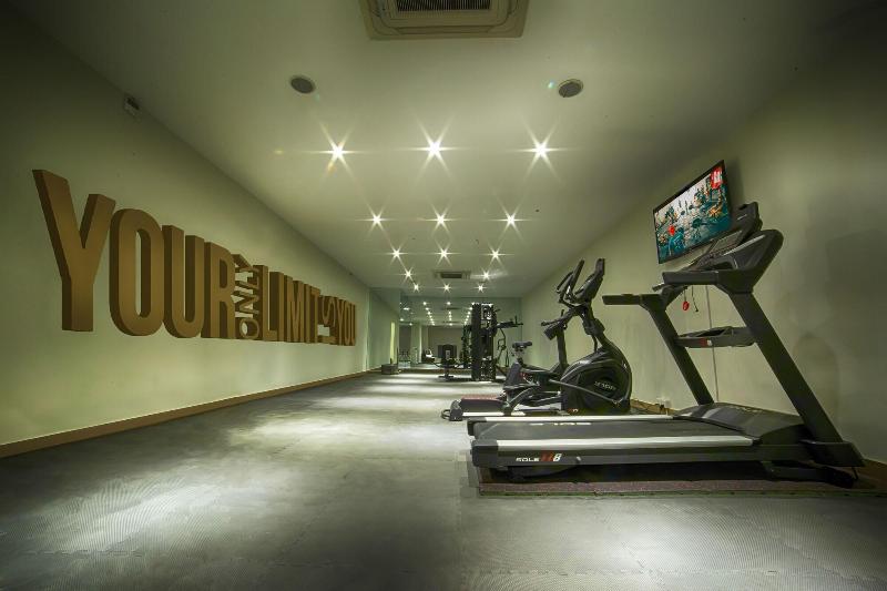 Best Western Premier Hotel Gulberg Lahore image