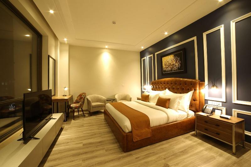 Best Western Premier Hotel Gulberg Lahore image