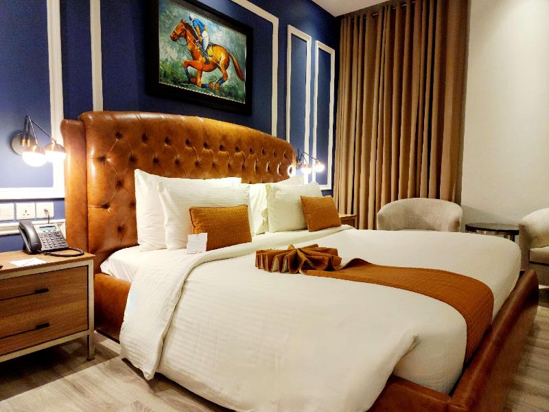 Best Western Premier Hotel Gulberg Lahore image