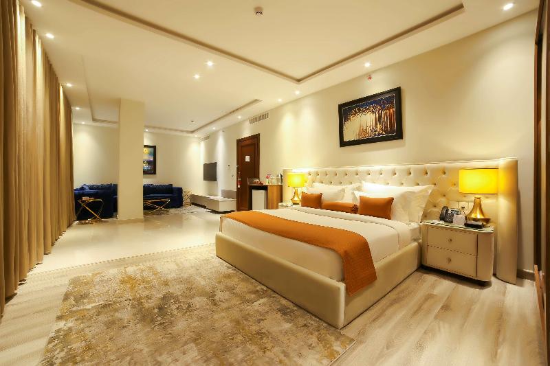 Best Western Premier Hotel Gulberg Lahore image