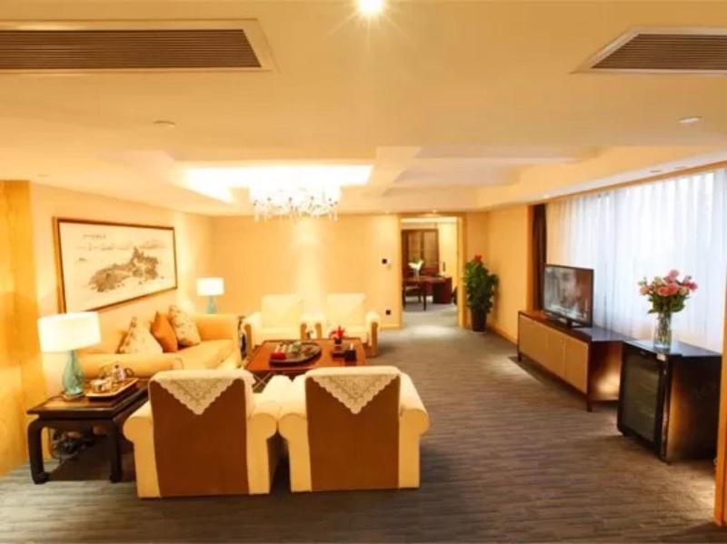 Yiho Hotel Bamin Fuzhou image