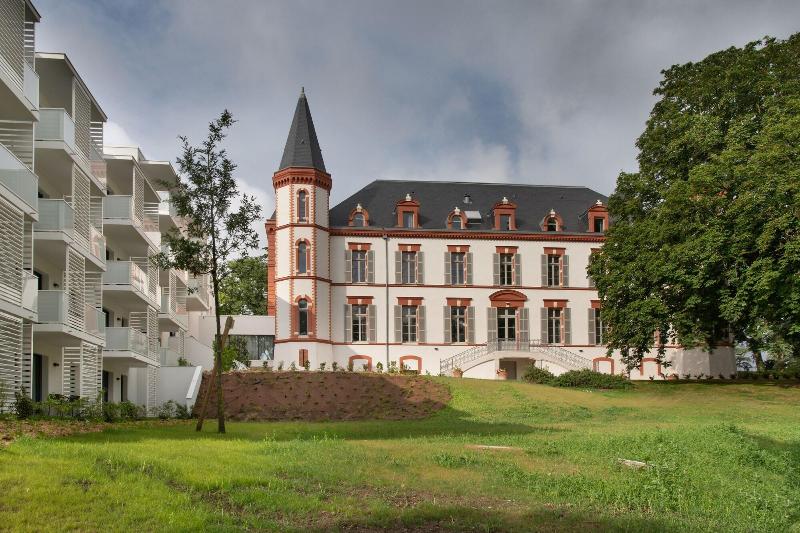 Chateau Camas image