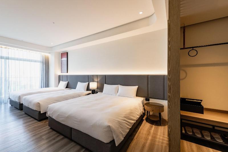 Formosa Yacht Resort image