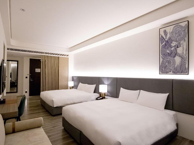 Formosa Yacht Resort image