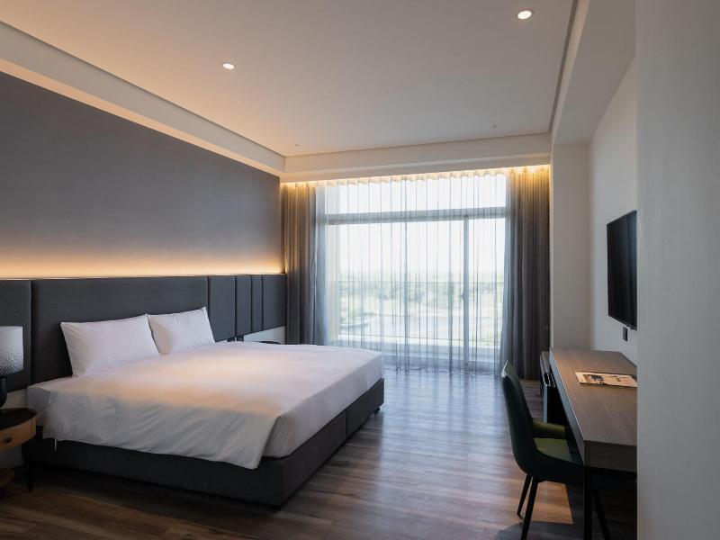 Formosa Yacht Resort image