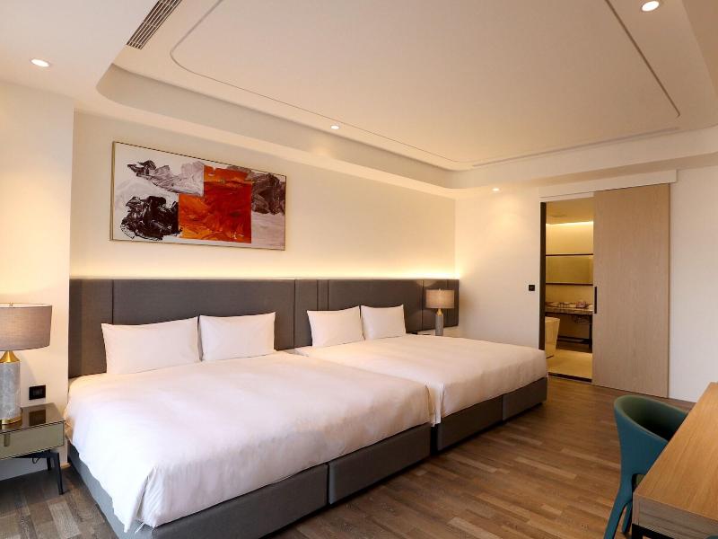 Formosa Yacht Resort image
