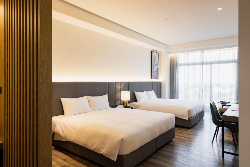 Formosa Yacht Resort image