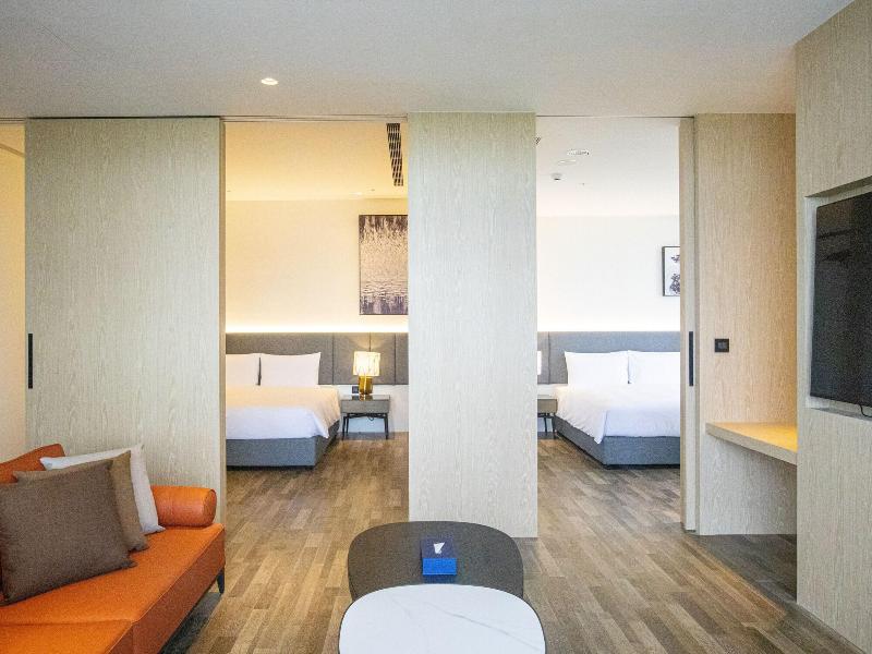 Formosa Yacht Resort image