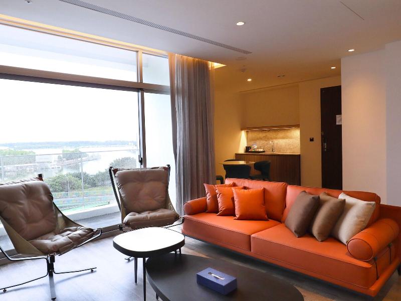 Formosa Yacht Resort image