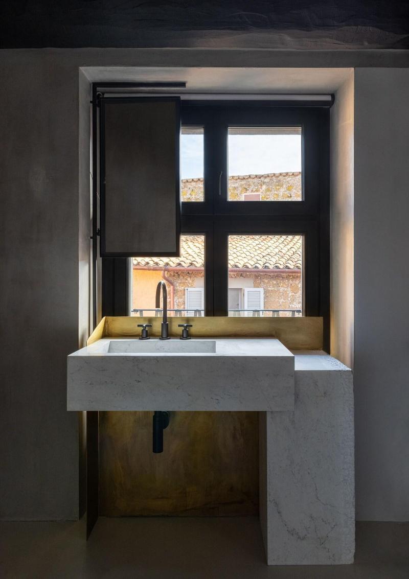 Palazzo Petrvs image