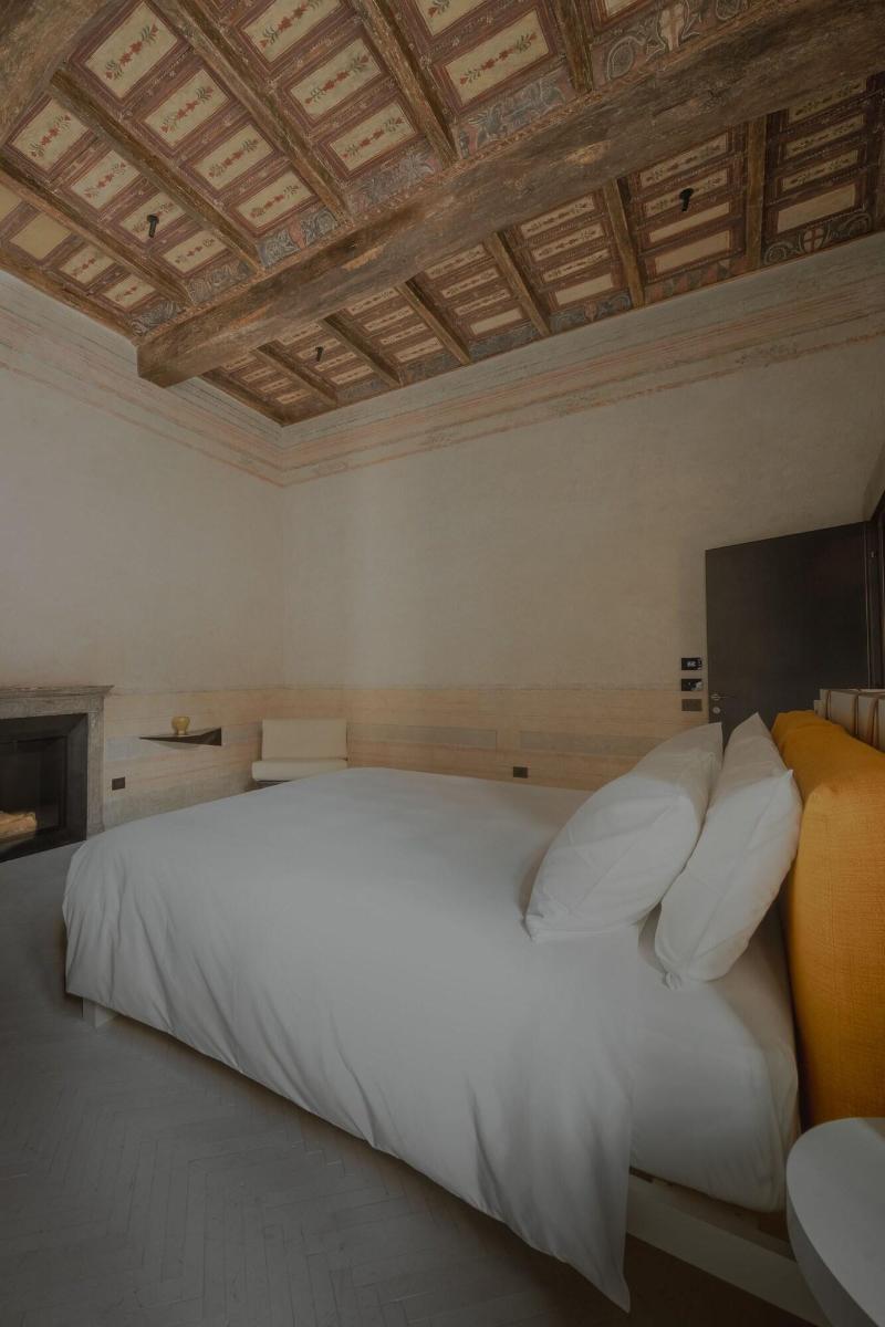 Palazzo Petrvs image