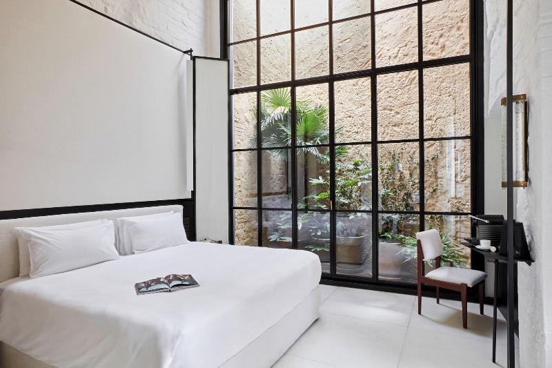 Palazzo Petrvs image