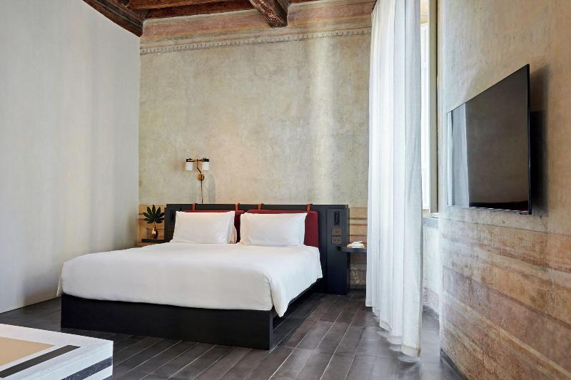 Palazzo Petrvs image