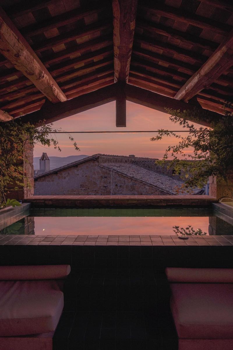 Palazzo Petrvs image