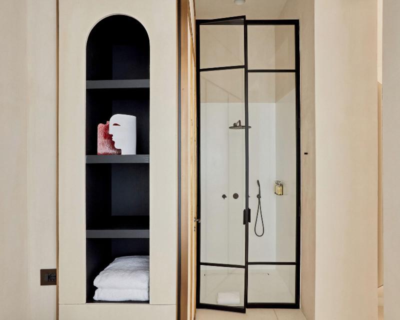 Palazzo Petrvs image