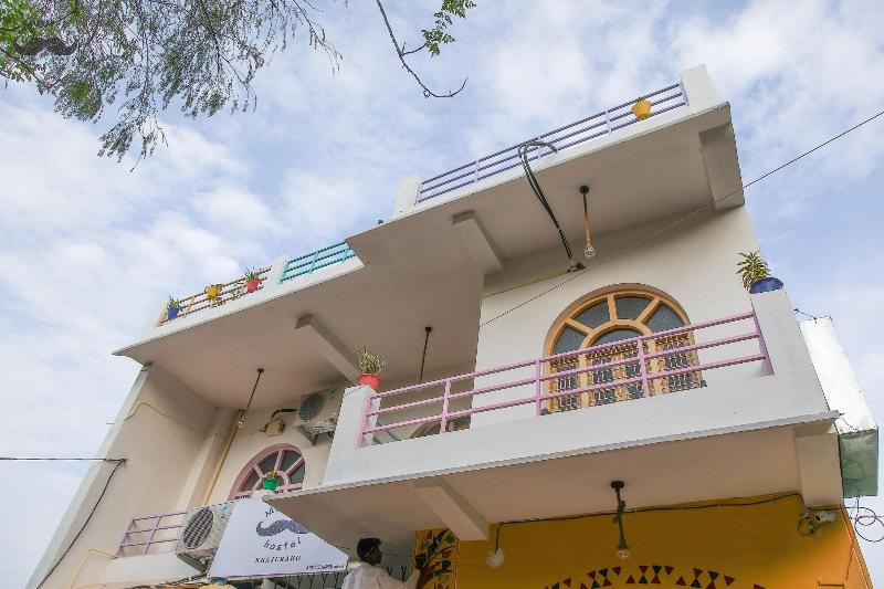 Moustache Khajuraho Hostel — general view