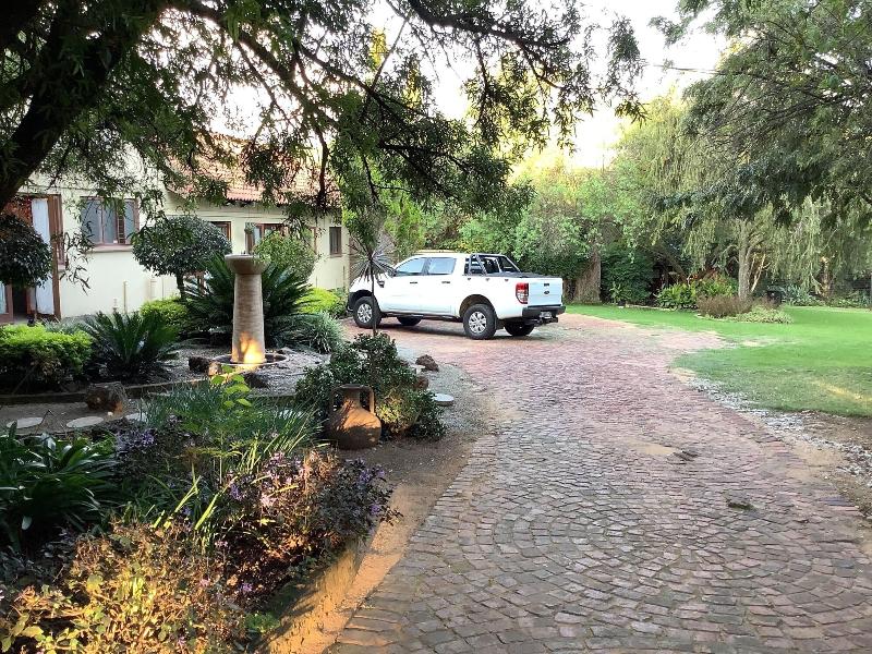 Cozy Guestrooms In Midrand image