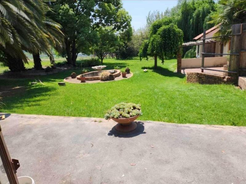 Cozy Guestrooms In Midrand image