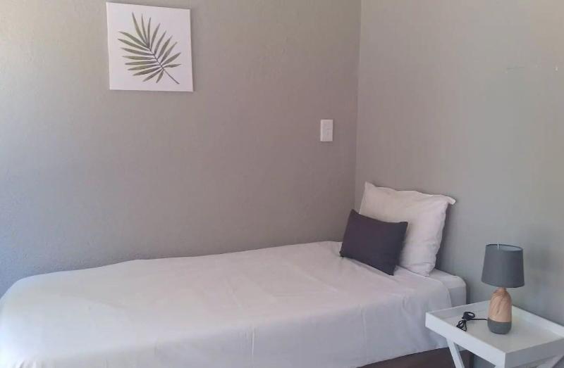 Cozy Guestrooms In Midrand image