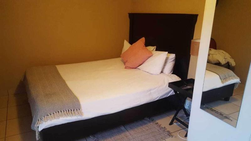 Cozy Guestrooms In Midrand image